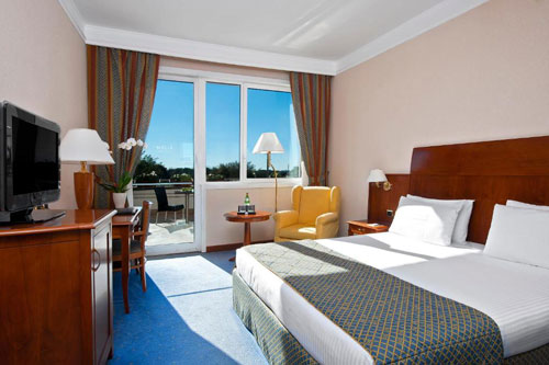 roma aurelia antica room