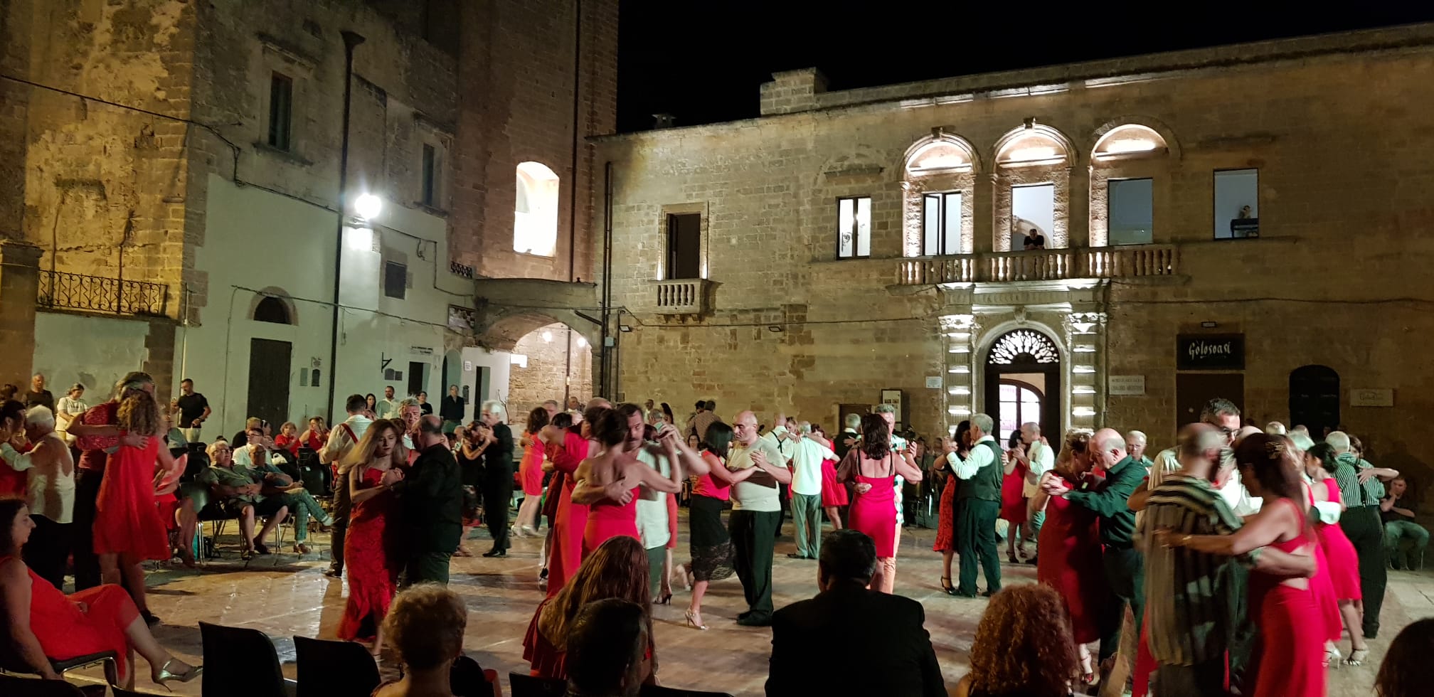 tarantango milonga in piazza